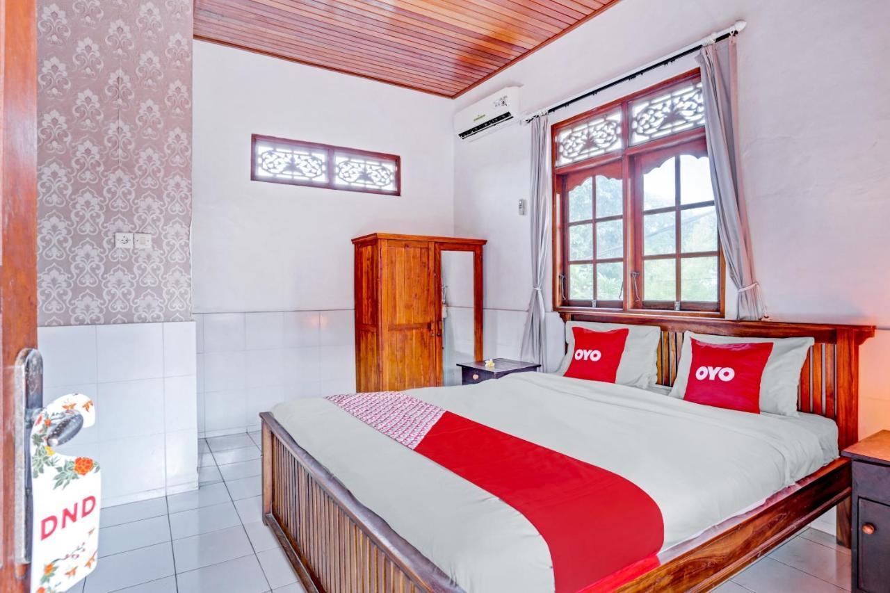 Oyo 90532 Verra Guest House スミニャック エクステリア 写真