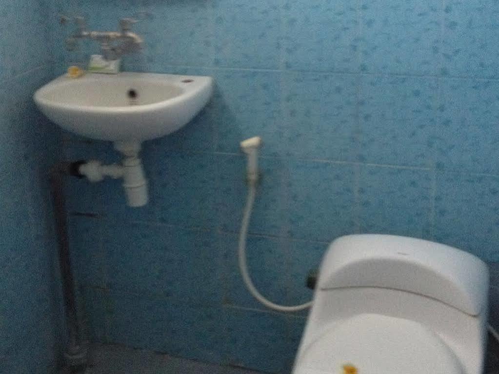 Oyo 90532 Verra Guest House スミニャック エクステリア 写真